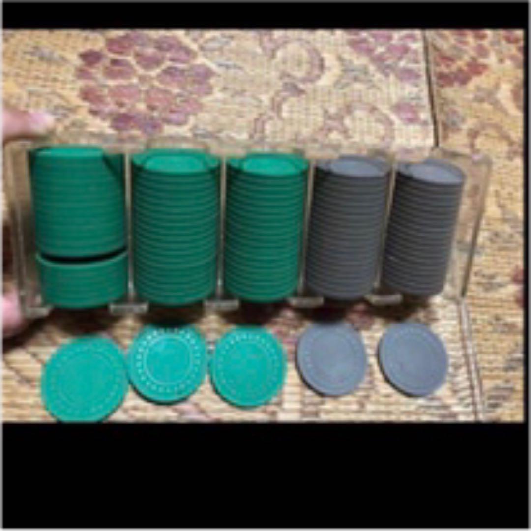 数年使用麻雀チップ特殊加工直径4cmグレー1枚足りないです。