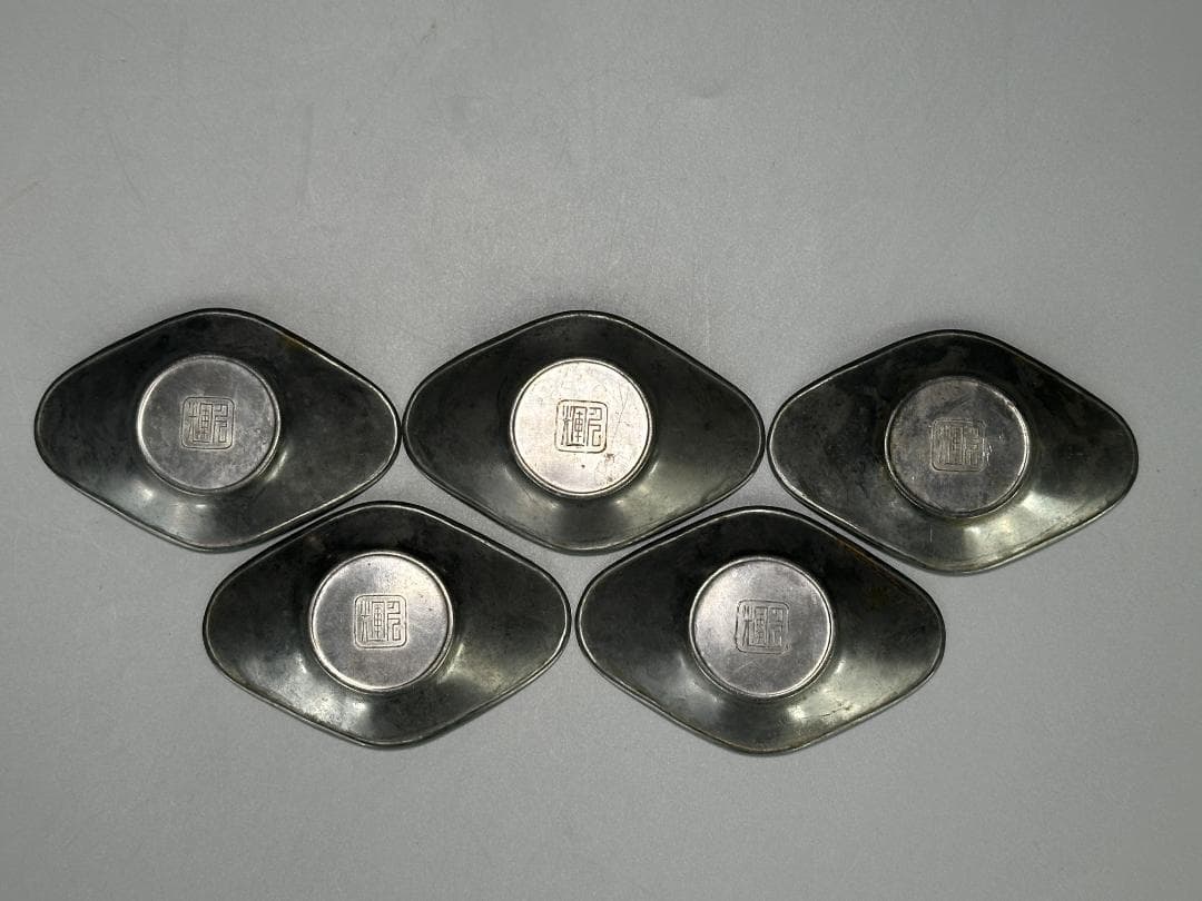 25.10.8-1 煎茶道具　錫製　鳳凰文茶托　五客