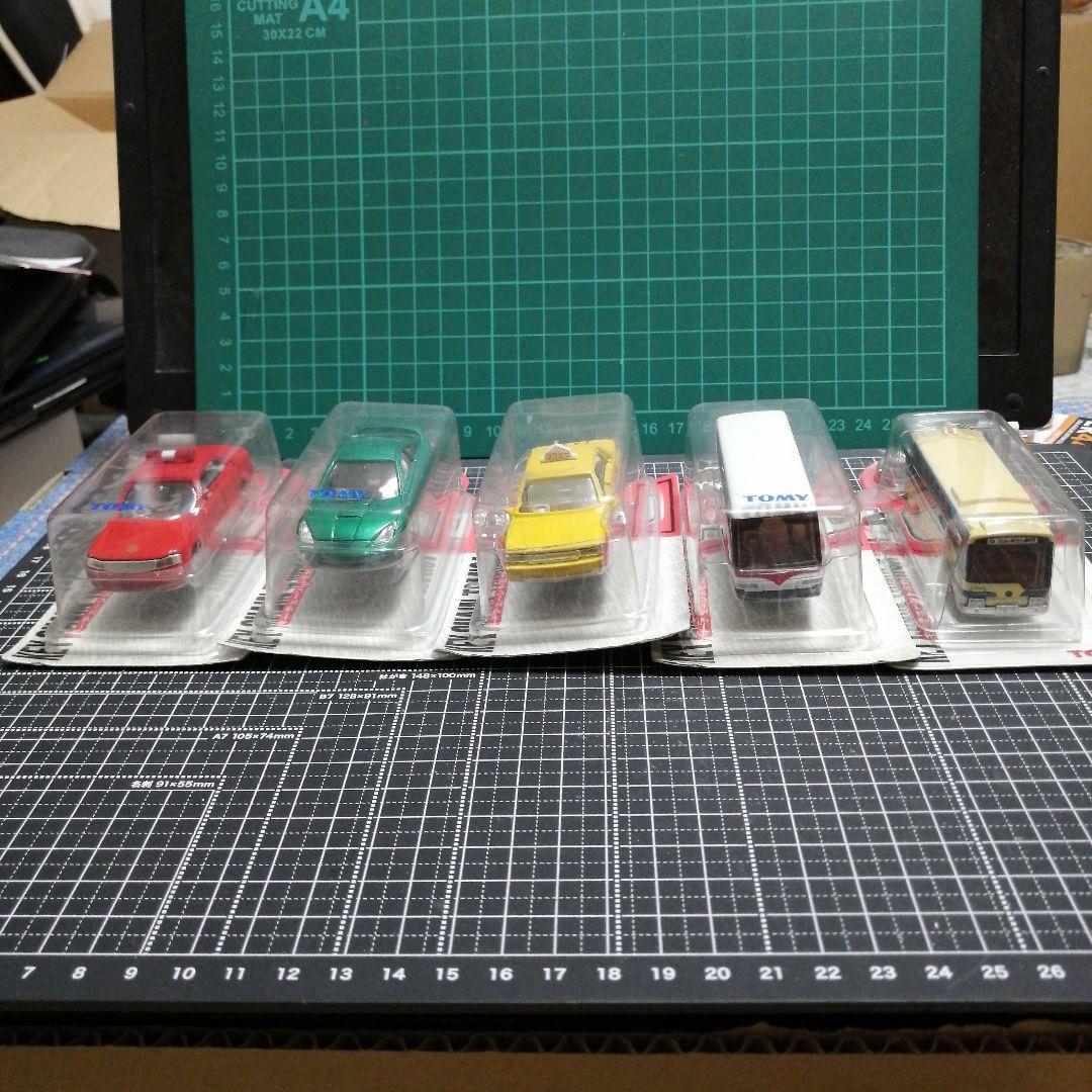 トミカ　キーチェーントミカ　消防車　タクシー　バス　廃盤