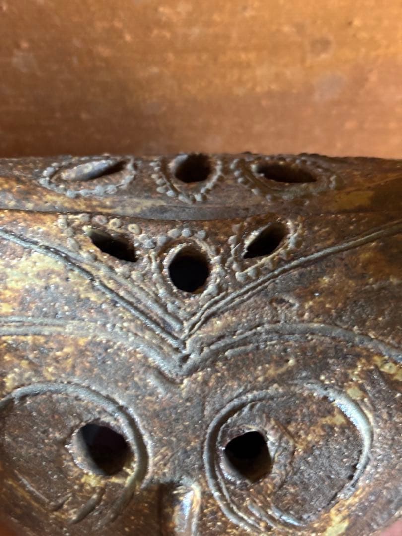 Y．A銘 藁灰釉彫文フクロウ形置物 検不苦労 - メルカリ