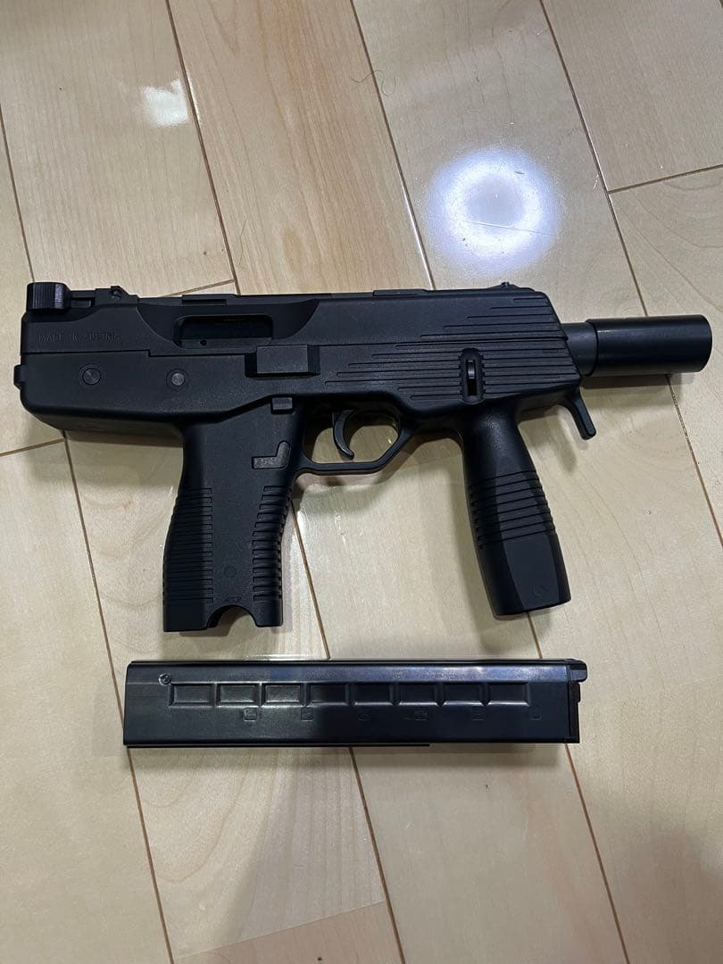 あざす　KSC ステアー TMP ガスブローバック