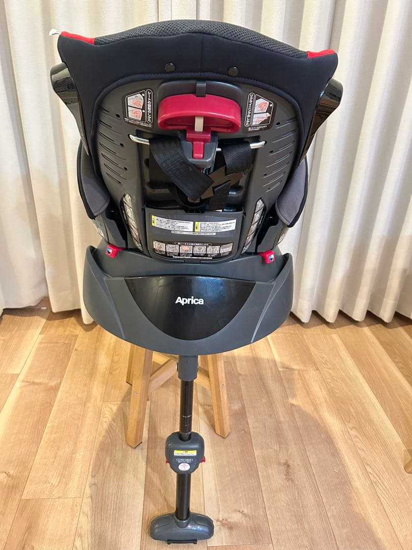 アップリカ　ディアターンプラスプレミアム（ベビー＆チャイルドシート　ベッド）