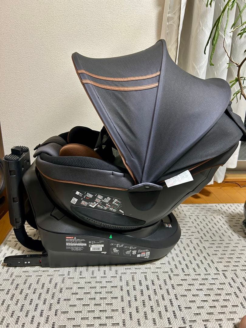 エールべべ クルットR ウィ チャイルドシート リュクスグレー 限定