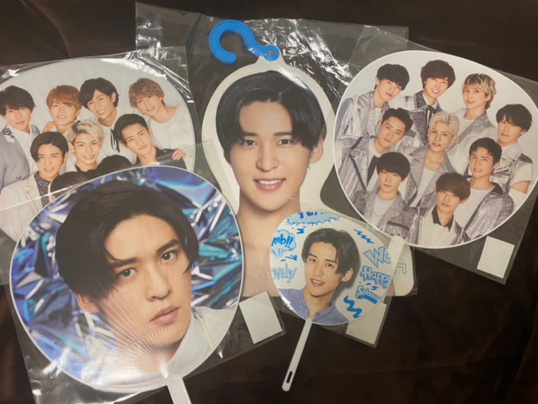 BTS グッズ まとめ アルバム うちわ アミボム トレカ DVD LYS 防弾 BTS