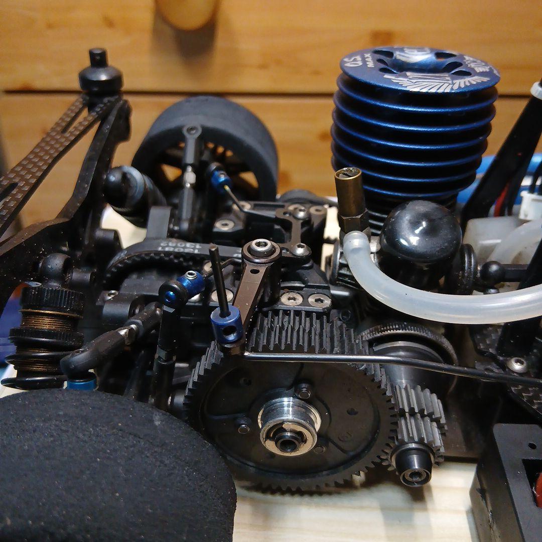 M*a様 ホビーラジコンカー京商R4エンジンカー