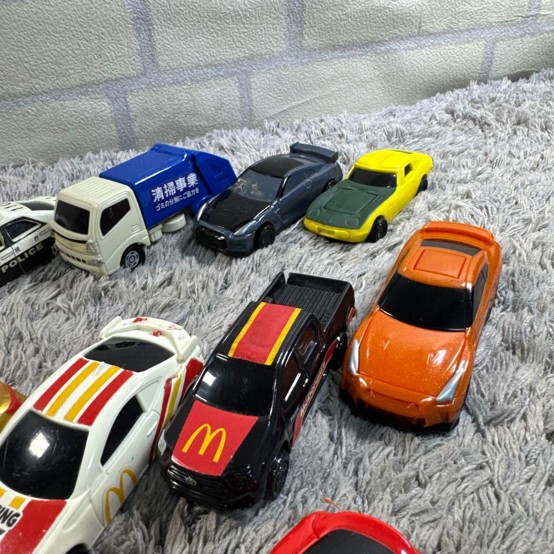 TOMICA トミカ トミー ミニカー 53台まとめ 消防車 救急車 パトカー