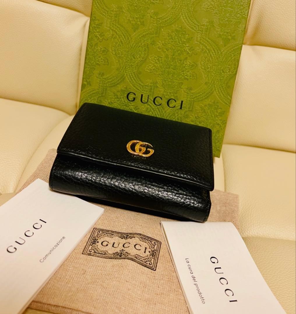 GUCCI 三つ折り財布 ブラック