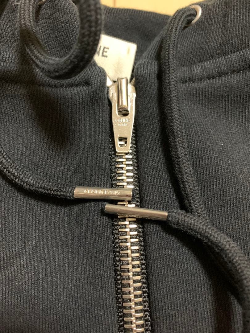 セリーヌ-CELINE ジップアップパーカー 黒 美品　 Mサイズ