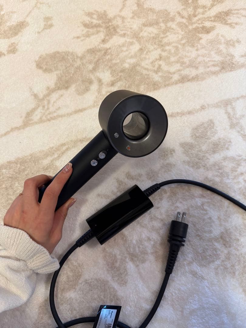 ダイソン HD08 ドライヤー