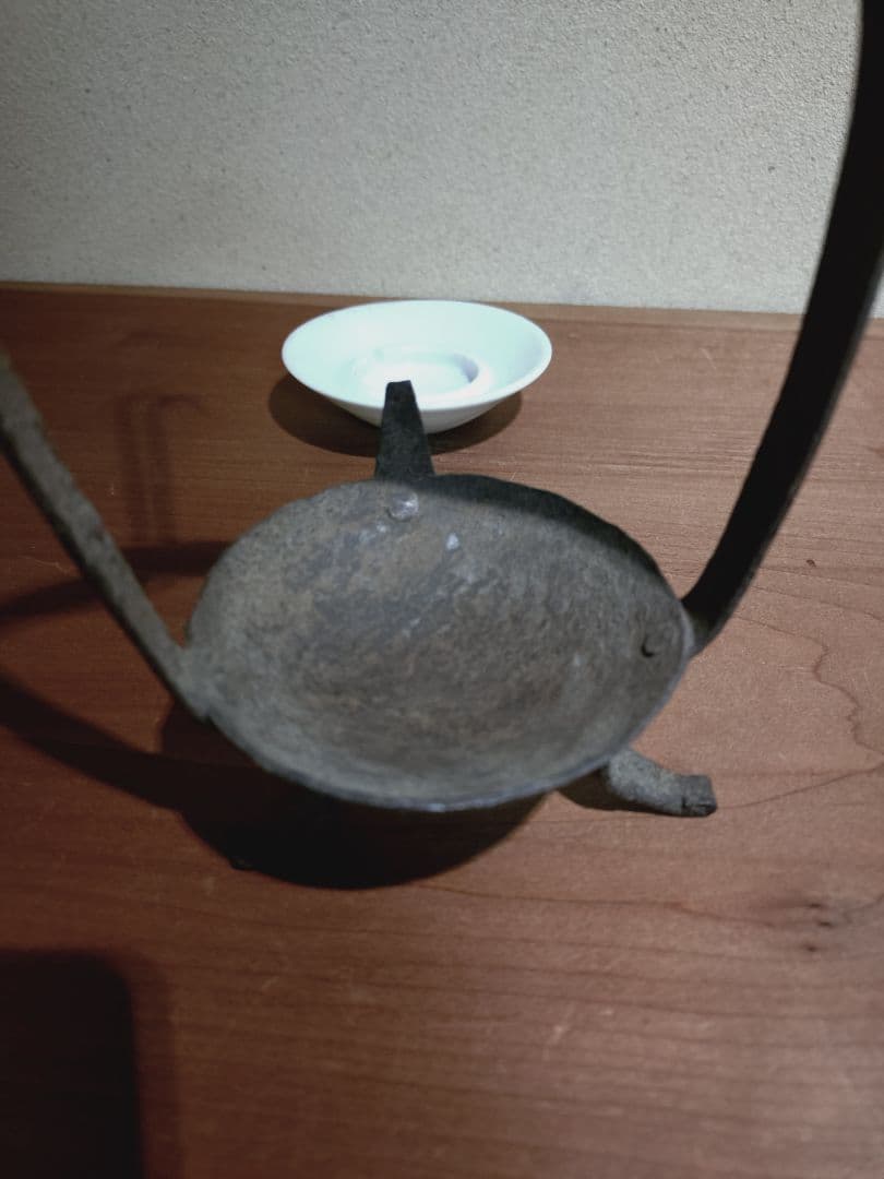 鉄製 吊るし灯火器 花器 花入れ 古道具 古民具 燭台 行燈 行火