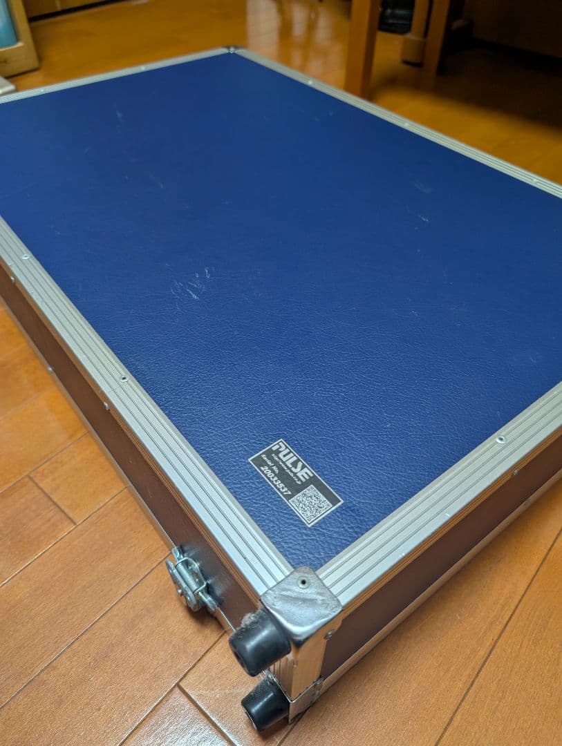 特価】LINE6 HELIX FLOOR(ハードケース、スイッチキャップ付き)