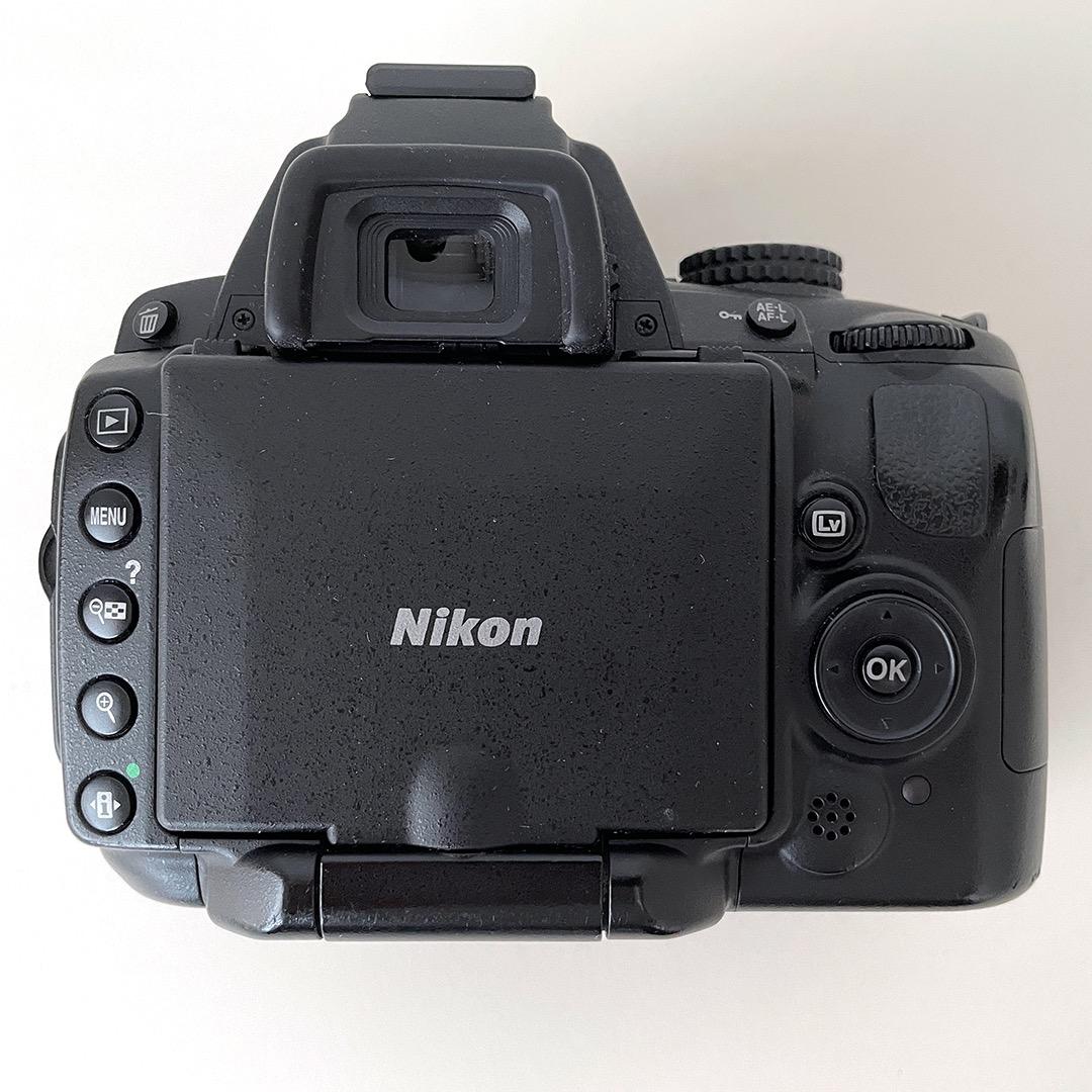 デジタルカメラ Nikon D5000 AF-s nikkor 18-55mm f3.5-5.6