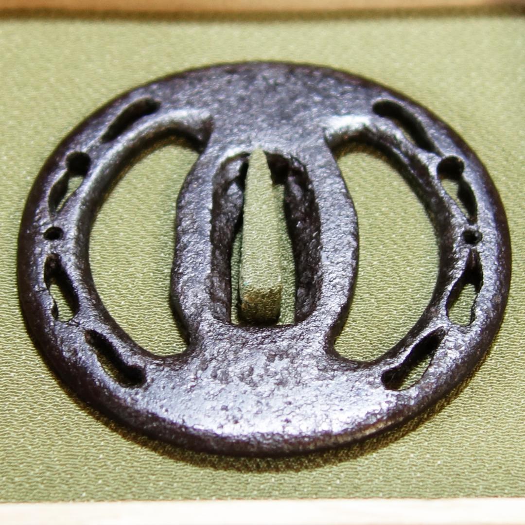 【 肥後 左右海鼠透鍔 】 鍔 鐔 刀装具 日本刀 江戸時代 骨董 アンティーク