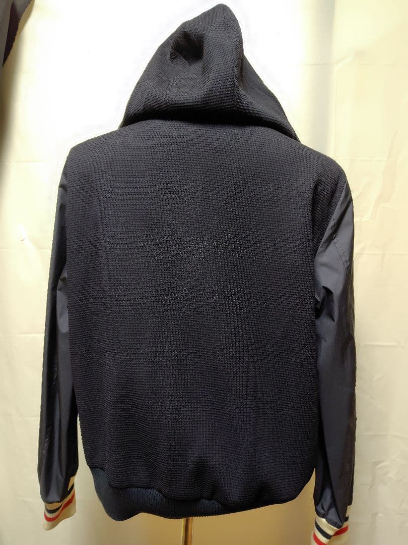 MONCLER GAMME BLEU パーカー