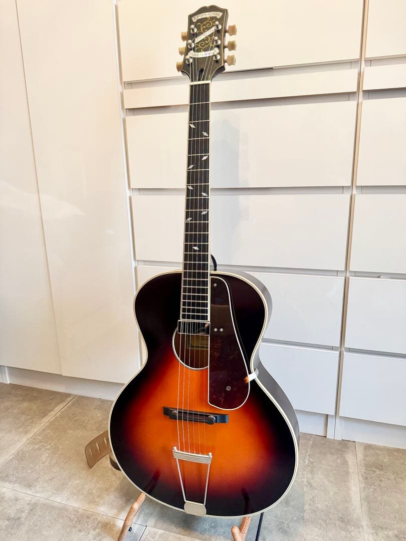 Epiphone Masterbilt Zenith カスタム品 Epiphone Masterbilt Century Zenith Classic - vintage sunburst Folk