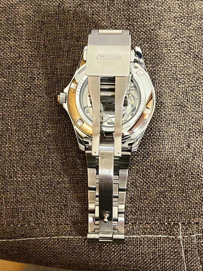 SEIKO 自動巻き時計 SZSB012