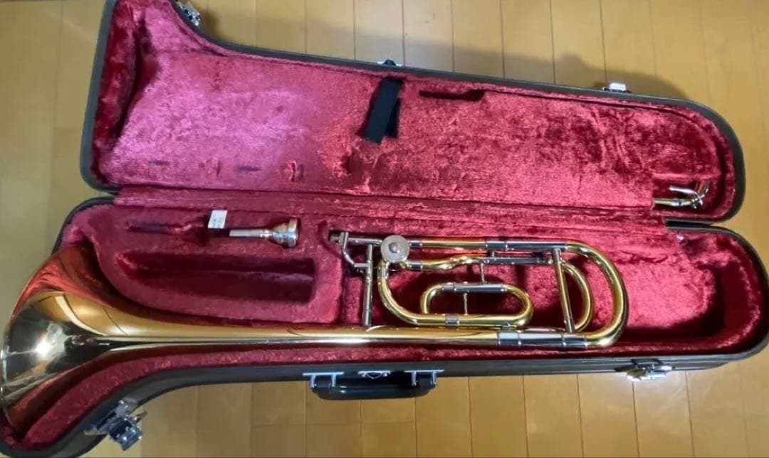 YAMAHA YSL820GⅡ テナーバス　トロンボーン