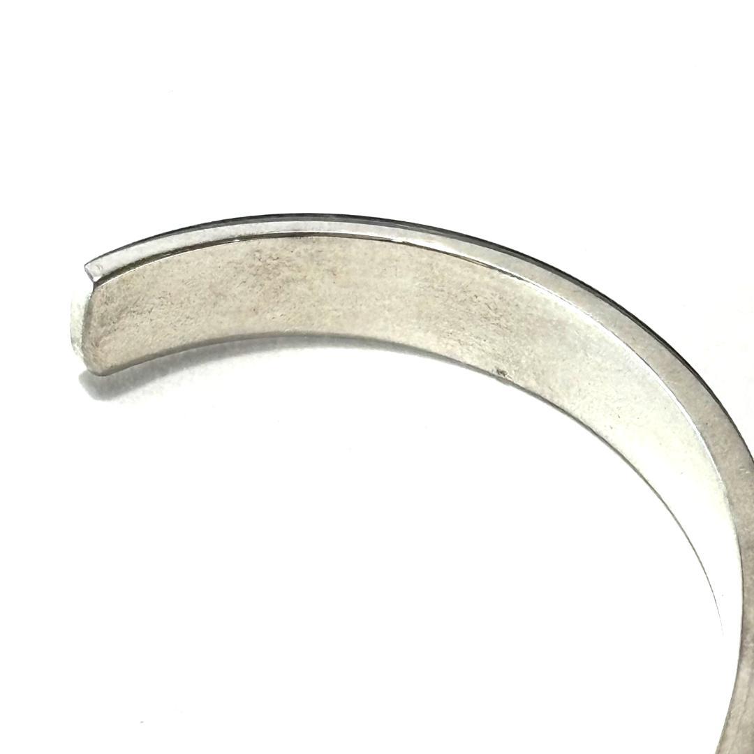 新品未使用 サード シルバーアクセサリー 外アラベスク 内側サンシンボルバングル