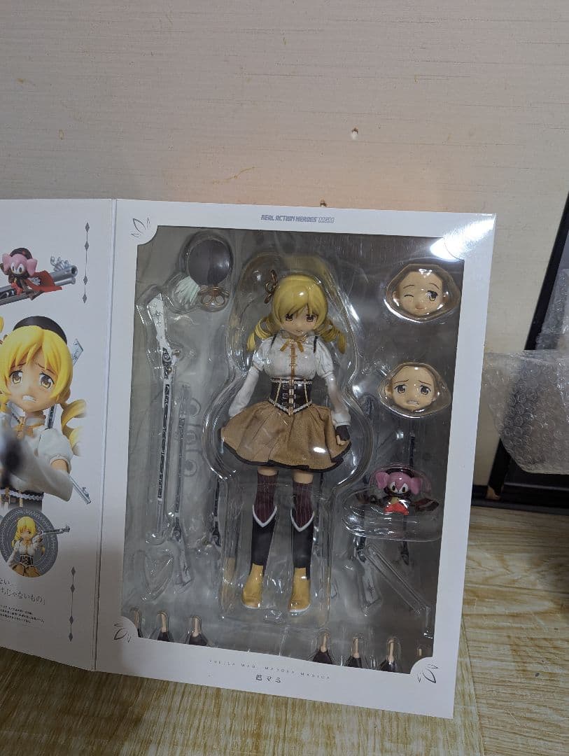 魔法少女まどか☆マギカ 巴マミ 1/6 RAH