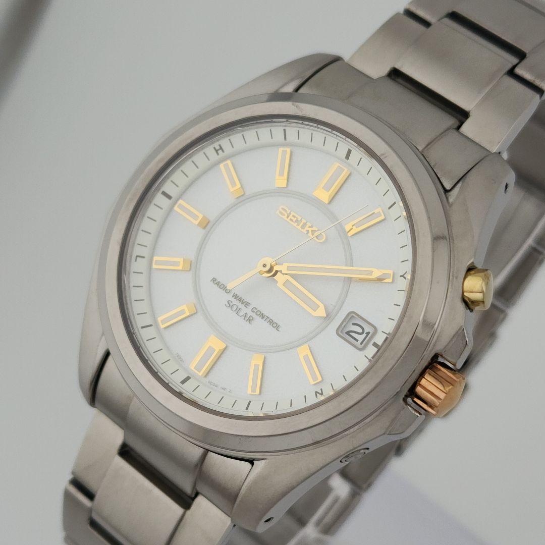 極美品SEIKO セイコー　腕時計　7B22-B0H0 電波ソーラー　チタニウム