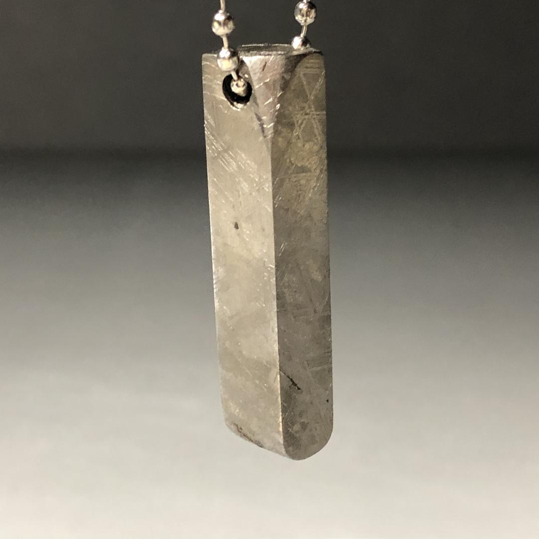 ムオニオナルスタ隕石 メッキ処理済み ペンダント 鉄隕石 重さ約29g