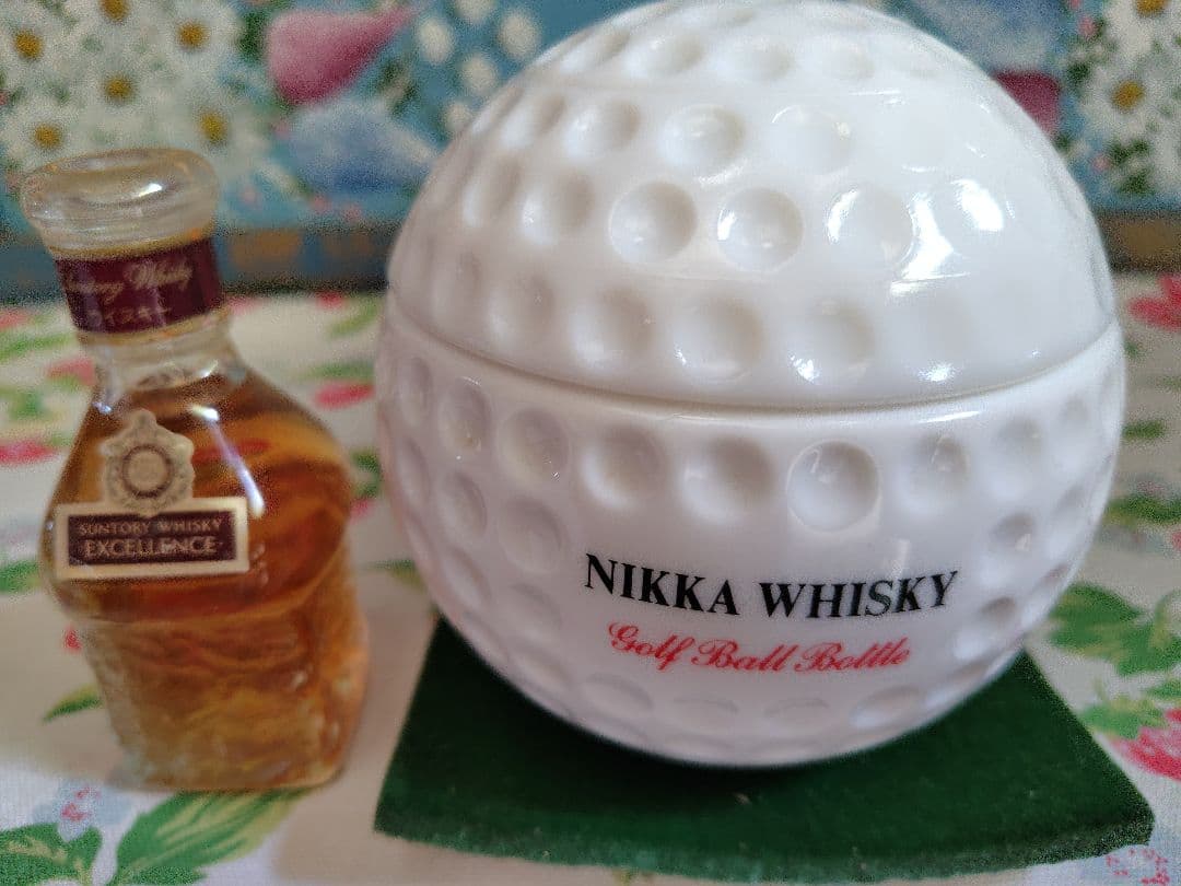 ニッカウヰスキー ゴルフボールボトル サントリー　ウイスキー ミニボトル ニッカウヰスキー ゴルフボールボトル サントリー ウイスキー ミニボトル