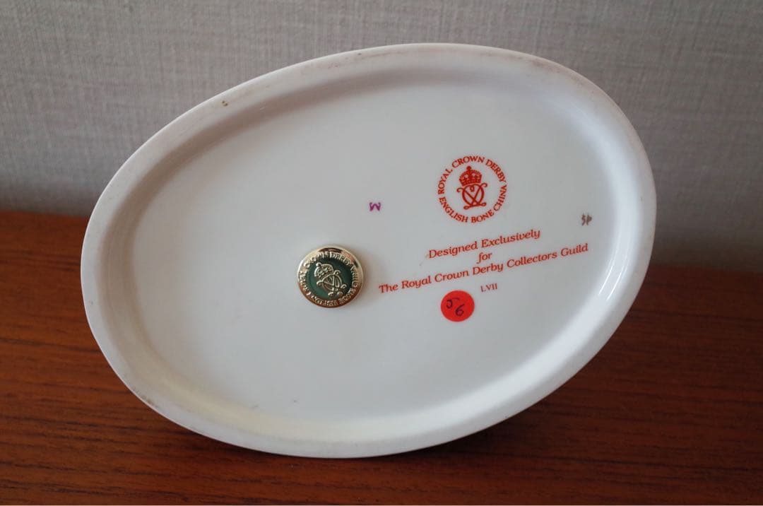 ロイヤルクラウンダービー／限定品フィギュリン／バンビ／鹿の置物