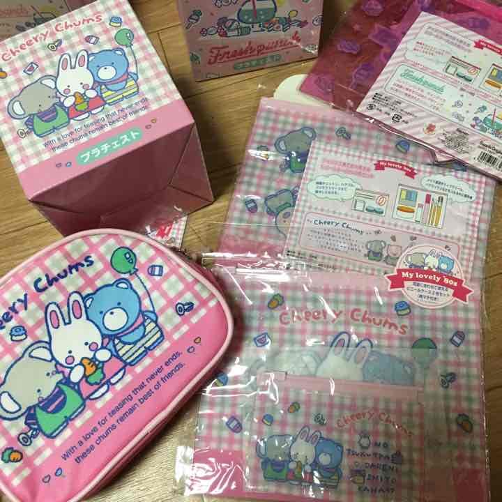 サンリオグッズ ポチャッコ タキシードサム フレッシュパンチ チアリーチャム