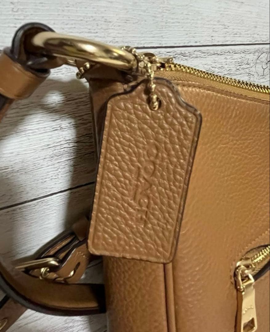 [美品] コーチ　coach ショルダーバッグ　アウトレット