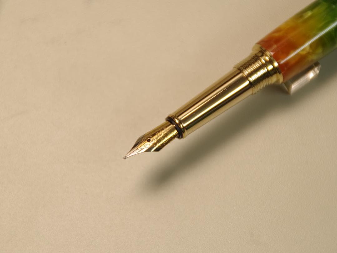 万年筆 竹内靖貴モデル マーブルグリーン - メルカリ