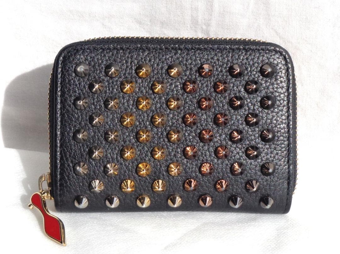 Christian Louboutin スパイク パネトーネ ケース 財布