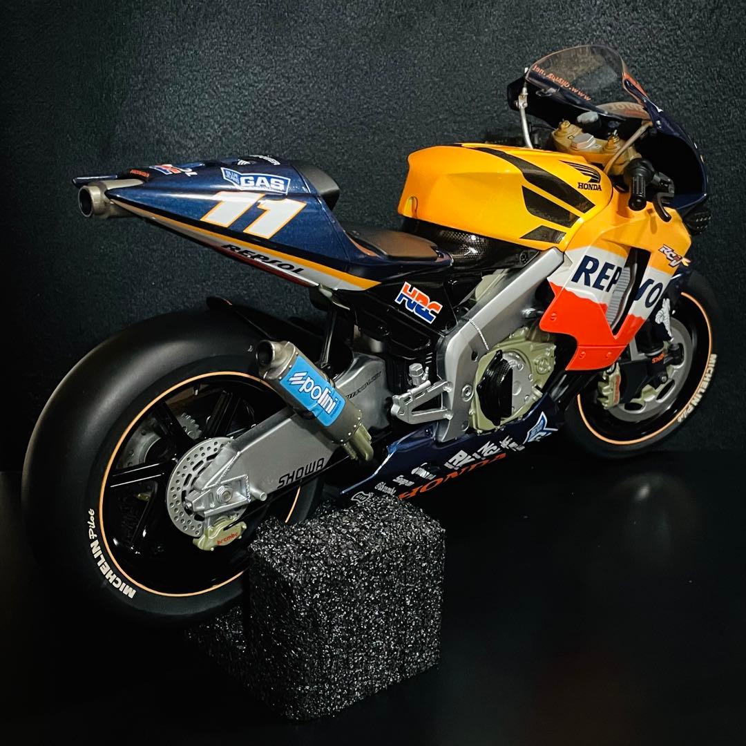 1/6 PMA レプソル ホンダ RC211V 2002 V.ロッシ