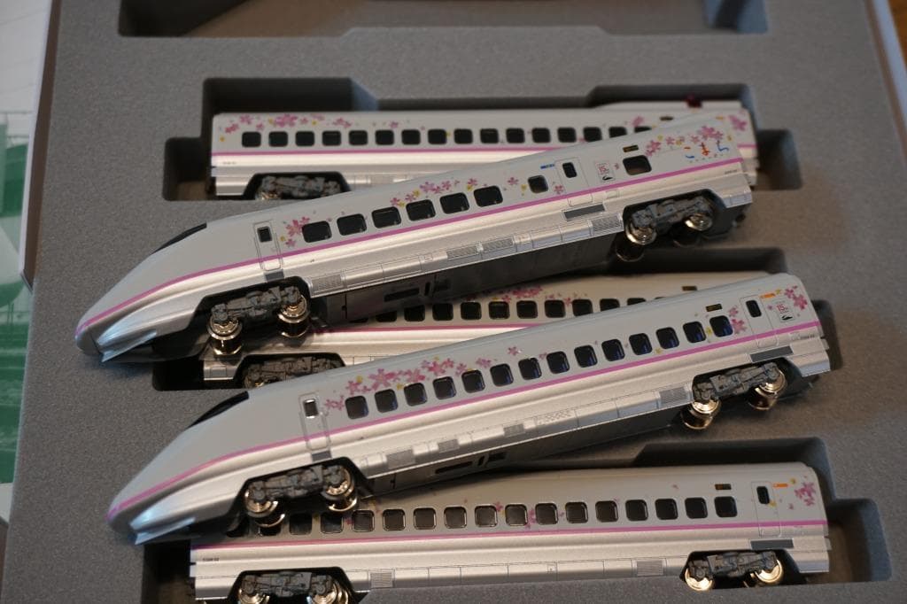 KATO E3系 秋田新幹線 30周年記念 桜ラッピング仕様 6両編成セット