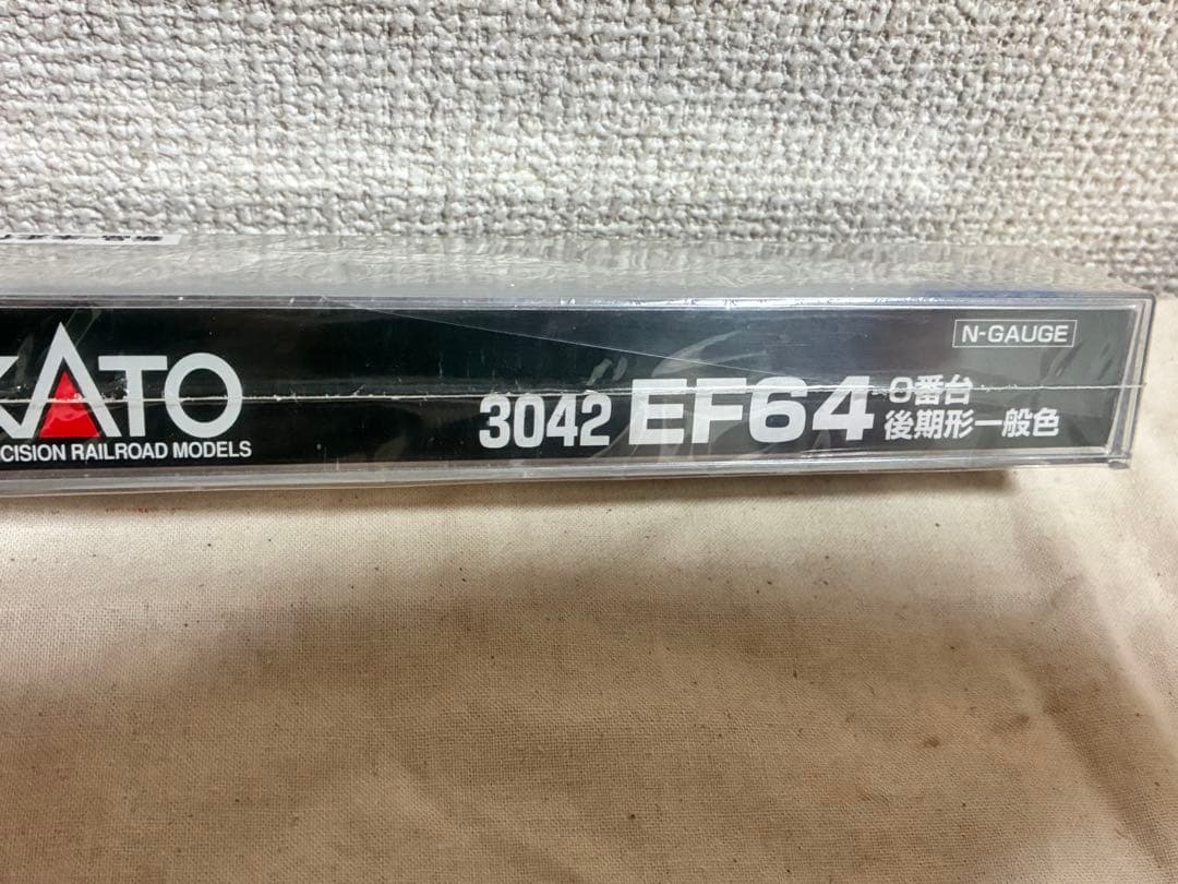KATO 3042 EF64ー0番台　後期形一般色