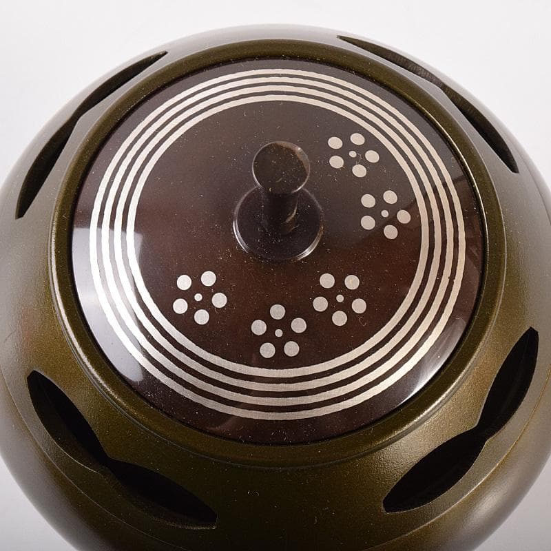 人間国宝 加賀象嵌作家 中川衛作 花文銀象嵌 香りの器 共箱 D R7776