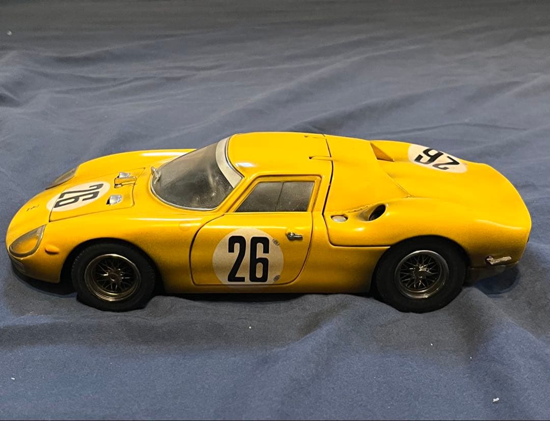 フェラーリ 1965 Ferrari 250 LM 1/18