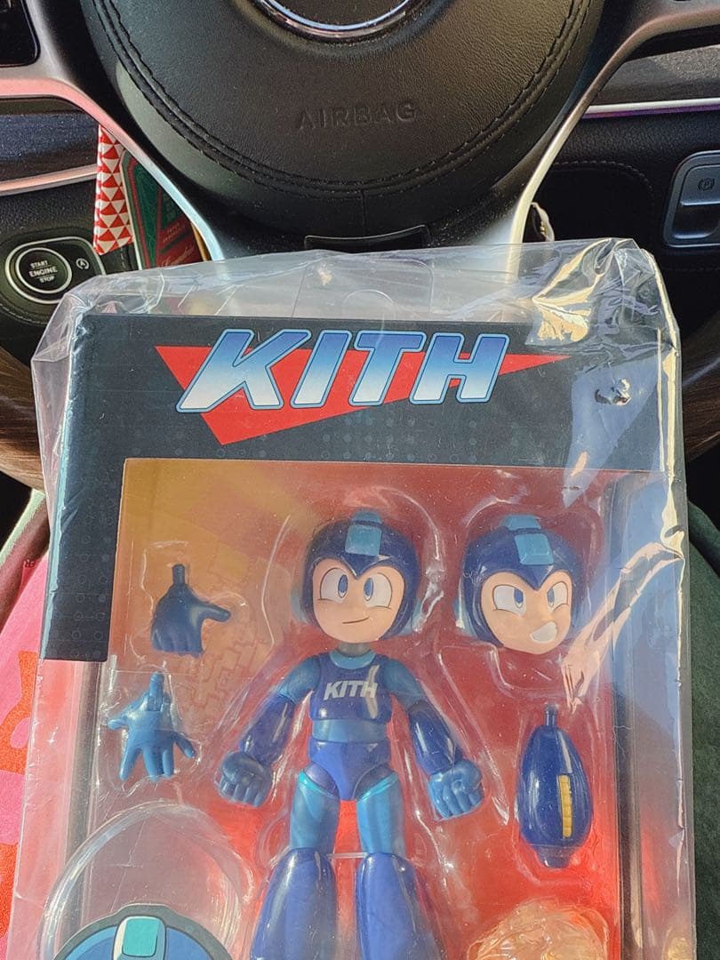 KITH CAPCOM ロックマン フィギュア KITH - メルカリ