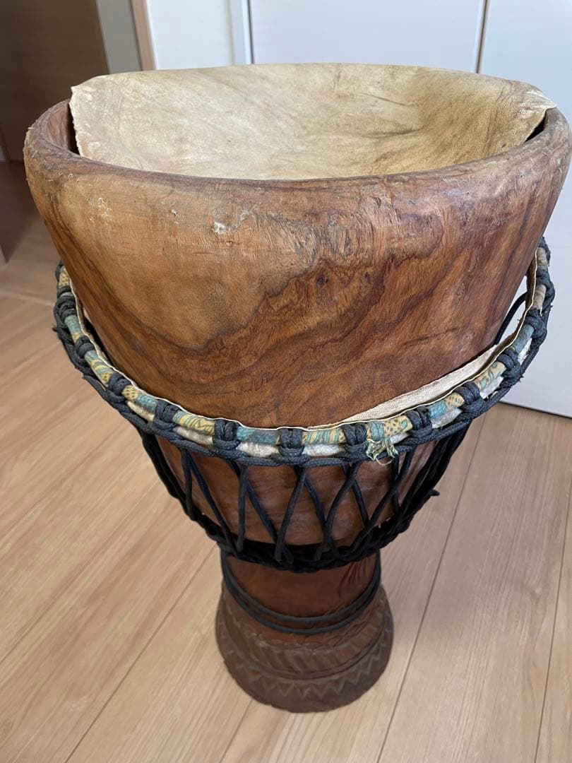 アフリカ 民族 打楽器 大型 ジャンベ 高さ63cm 打面32cm アフリカ 民族 打楽器 大型 ジャンベ 高さ63cm 打面32cm アフリカ 民族