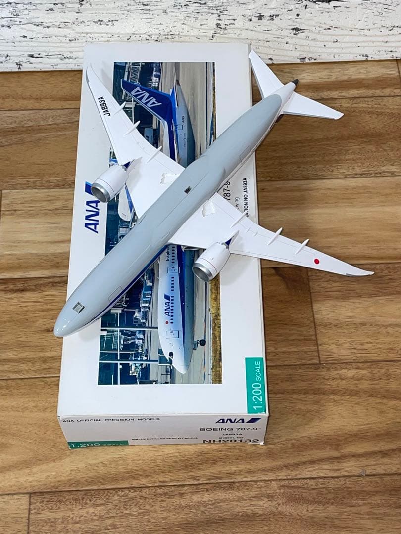 美品1/200 全日空 B787-9 1/200 NH20132 JA893A