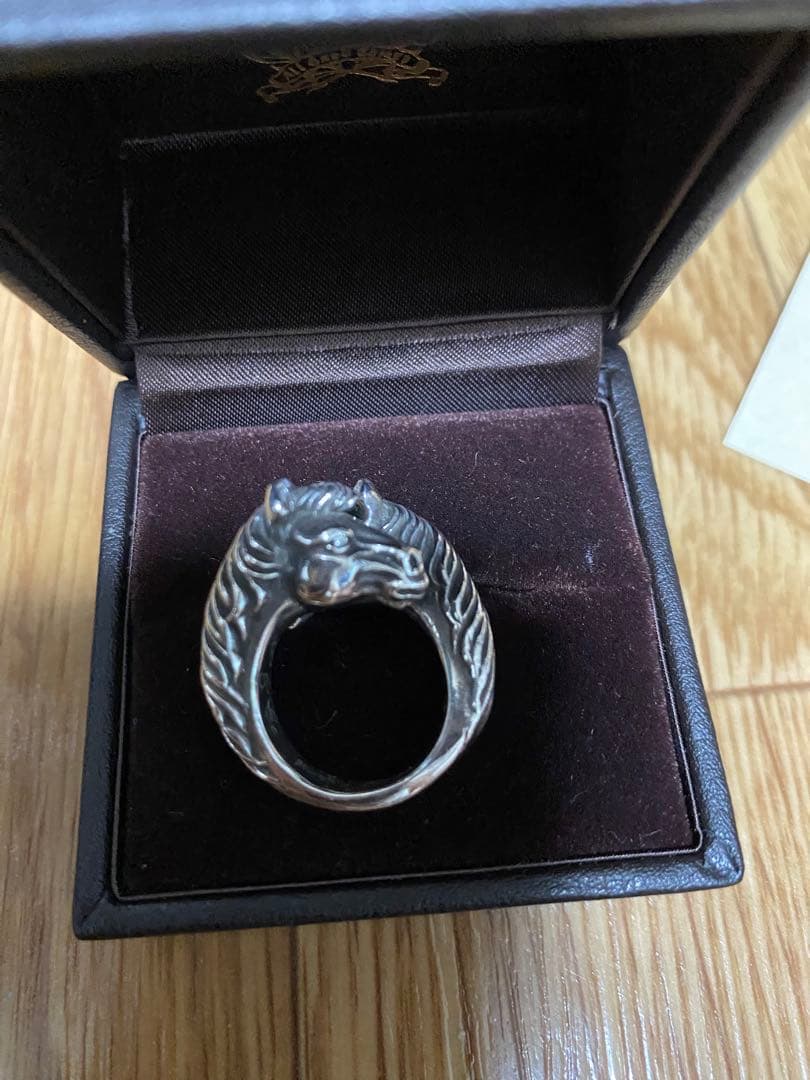アクセサリー TWO FACE HORSE RING SILVER W/B DIAMONDS