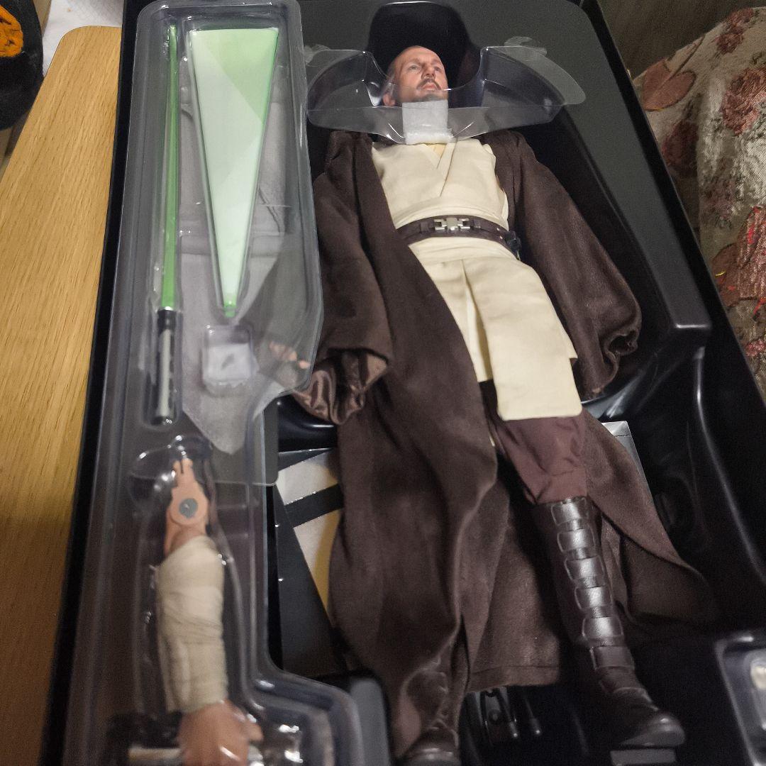 ホットトイズ　ムービーマスターピース　クワイガンジン