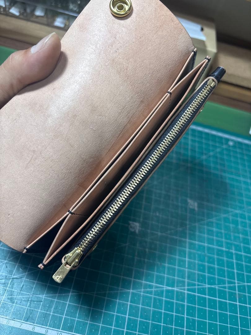 フルコードバン⭐︎トラッカーウォレット⭐︎新喜皮革⭐︎ホーウィン⭐︎長財布⭐︎二つ折り