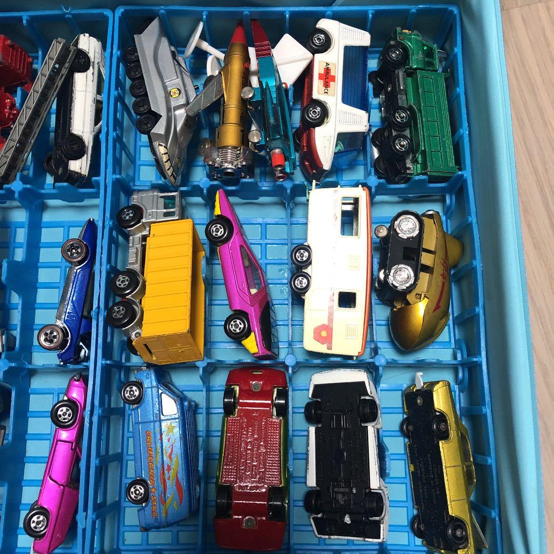 トミカ まとめ売り　希少　ミニカー　大量　ケースごと可　コレクション