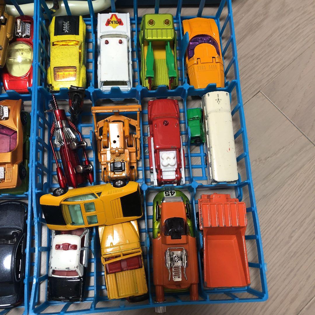 トミカ まとめ売り　希少　ミニカー　大量　ケースごと可　コレクション