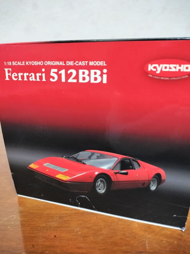 京商1/18フェラーリ512BBi 【新パッケージ】レッド