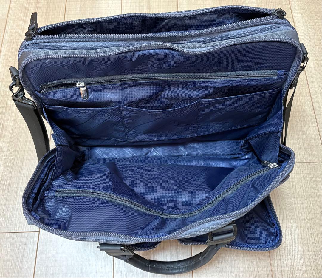 ZERO HALLIBURTON ビジネスバッグ グレイッシュブルー