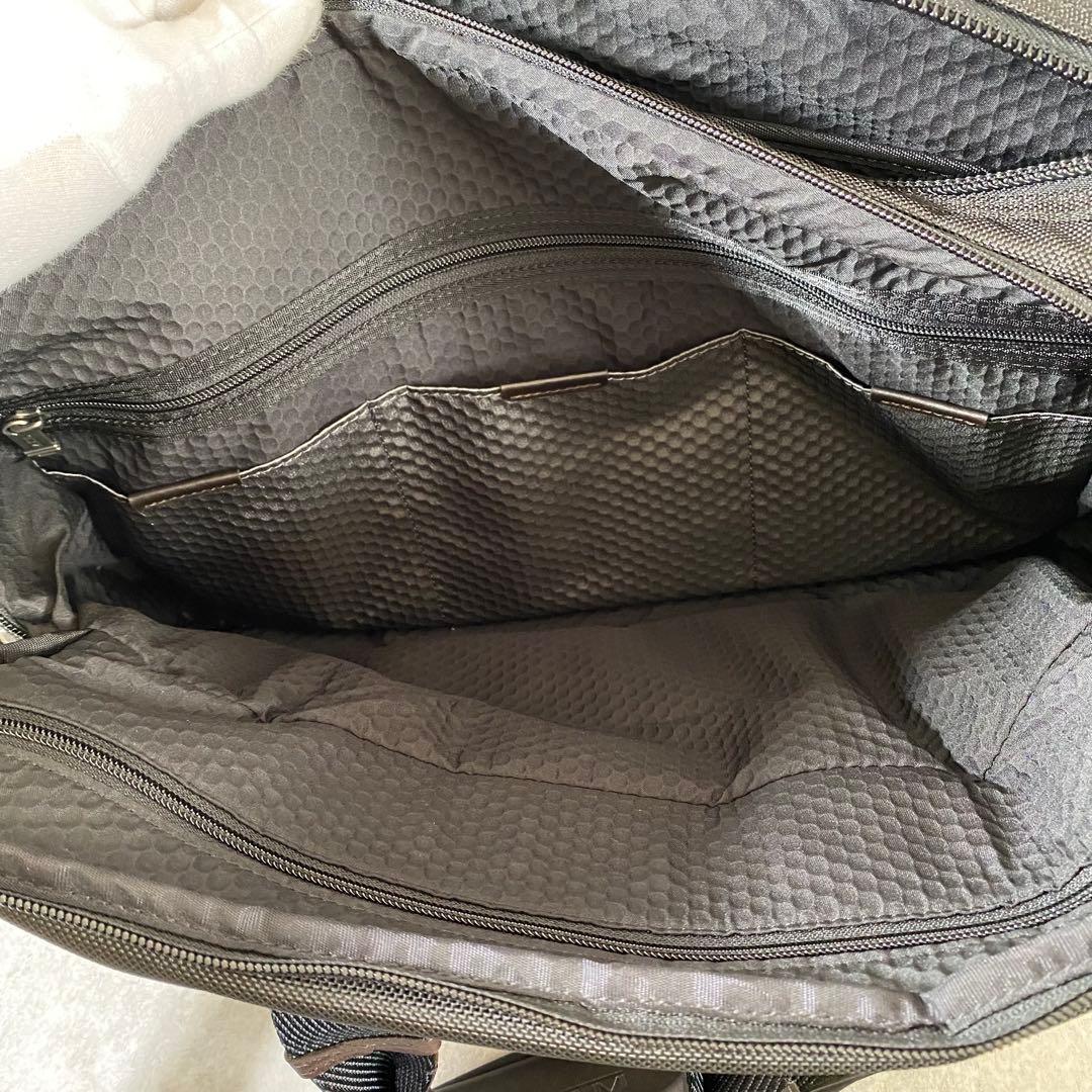 TUMI ALPHA BRAVO　ビジネスバッグ　ショルダー 2way ブラック