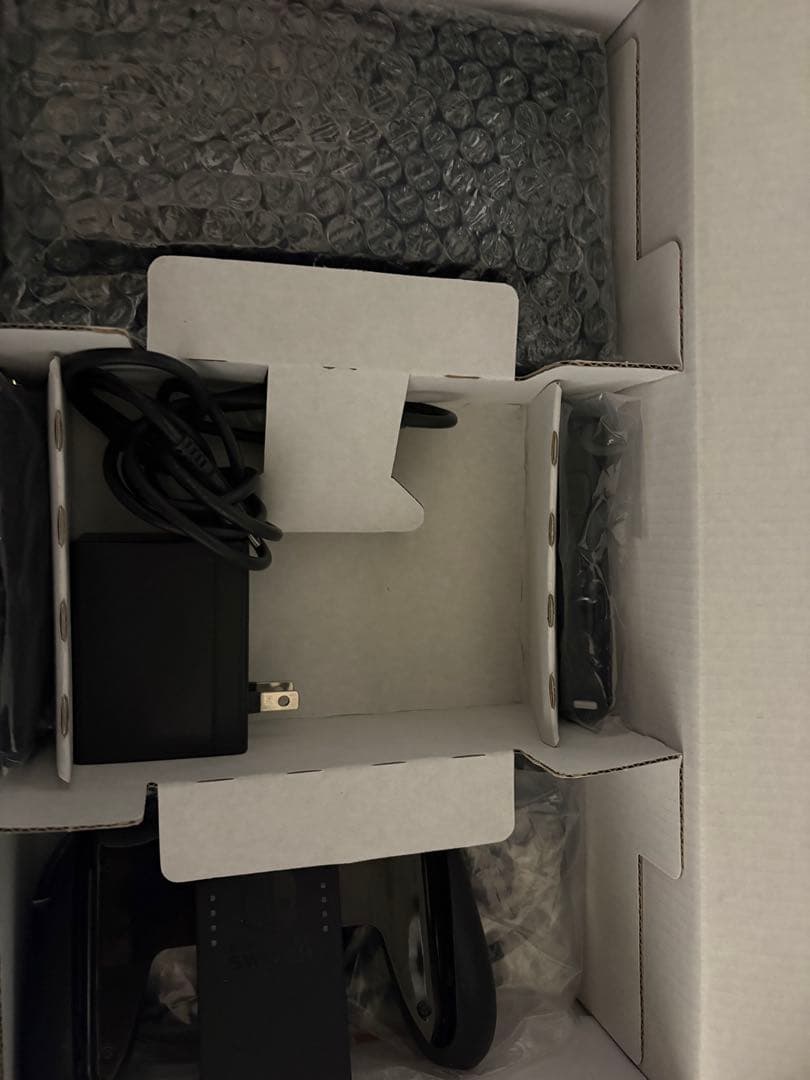 s*様 Nintendo Switch 本体 グレー Joy-Con付き