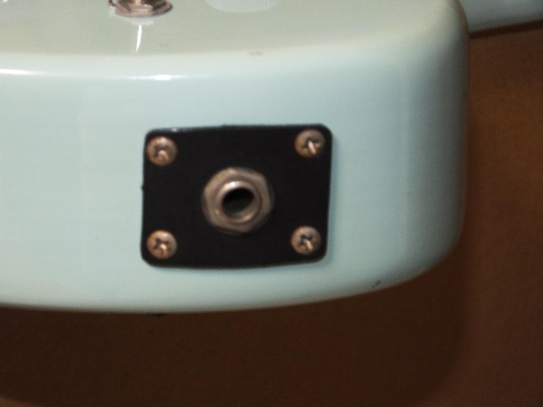 FERNANDES エレキギター ミントグリーン（ジャンク）