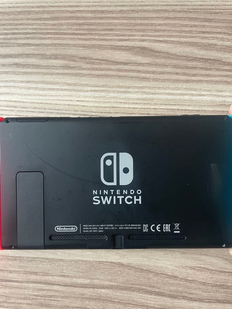 【値下げ】Nintendo Switch 本体 青/赤